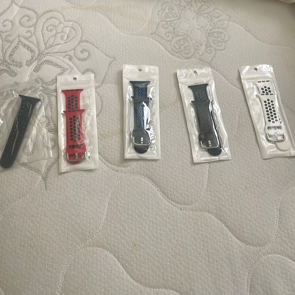 Apple Watch Series 4 bands